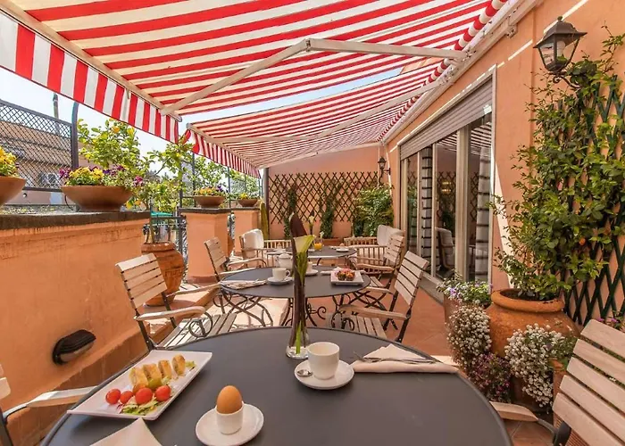 The At The Spanish Steps Exclusive Collection - The Nest Penthouse 4*