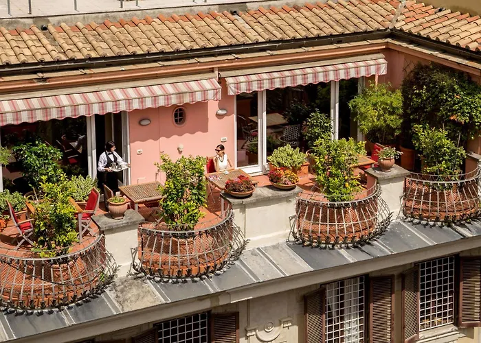 The At The Spanish Steps Exclusive Collection - The Nest Penthouse Rome